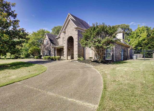 Property at 1359 Winoka Rd, Collierville, TN 38017, 5 beds, 3.5 baths