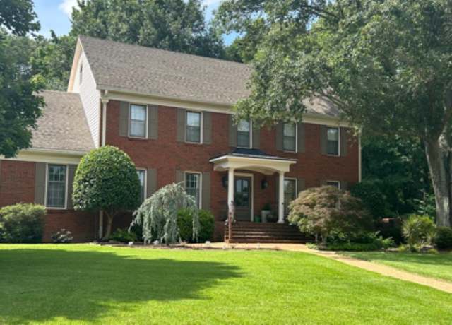 Property at 7802 Foster Ridge Dr, Germantown, TN 38138, 4 beds, 2.5 baths