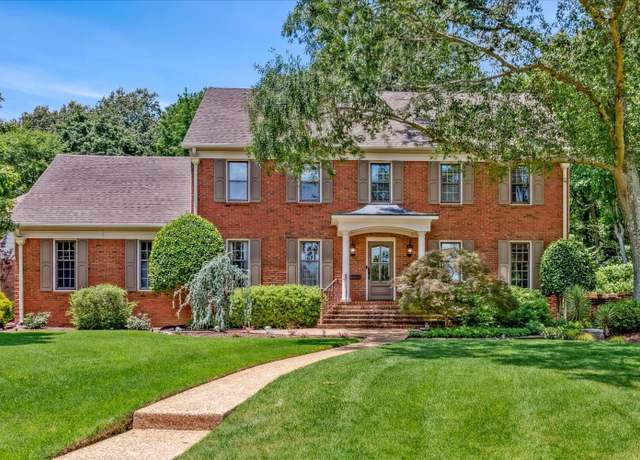 Property at 7802 Foster Ridge Dr, Germantown, TN 38138, 4 beds, 2.5 baths