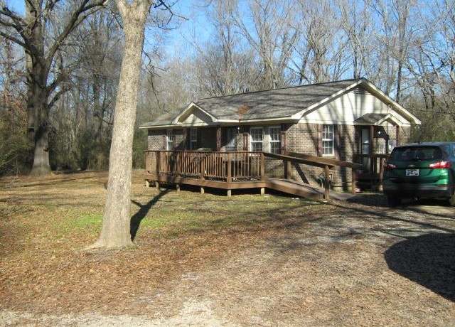 Property at 60 Griggs Way Rd, Unincorporated, TN 38057, 3 beds, 1 bath