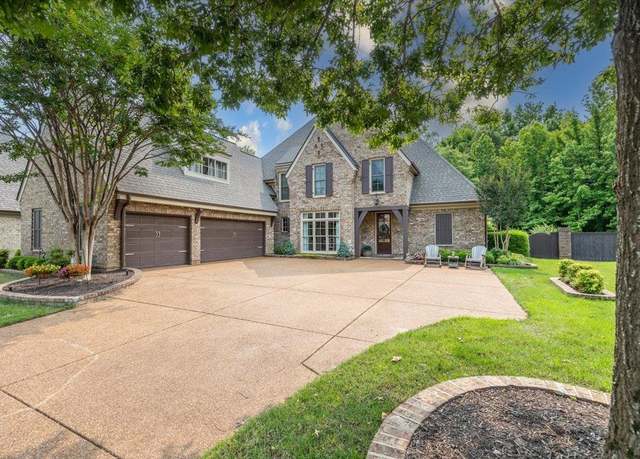 Property at 5208 Prairie Sky Dr, Lakeland, TN 38002, 4 beds, 3 baths