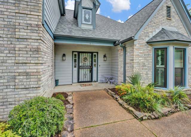Property at 1164 River Oaks View Cv, Memphis, TN 38120, 4 beds, 3 baths