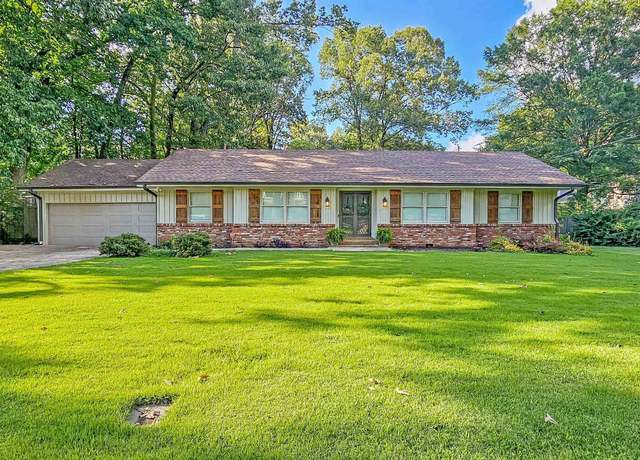 Property at 6818 Great Oaks Rd, Germantown, TN 38138, 3 beds, 2 baths