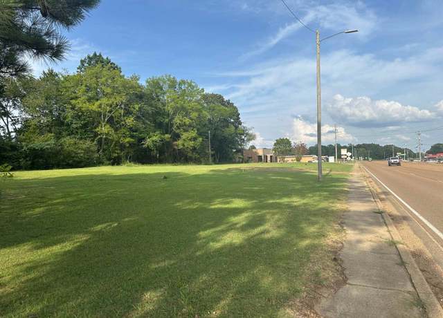 Property at 654 E Main St, Adamsville, TN 38310