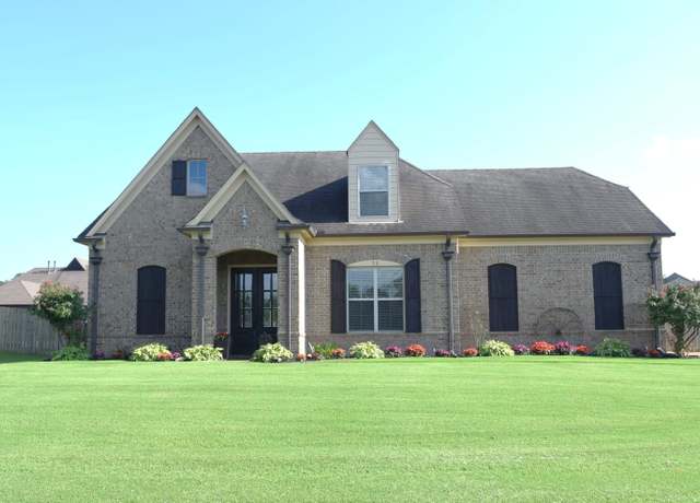 Property at 75 Oak Springs Cv, Oakland, TN 38060, 4 beds, 2.5 baths