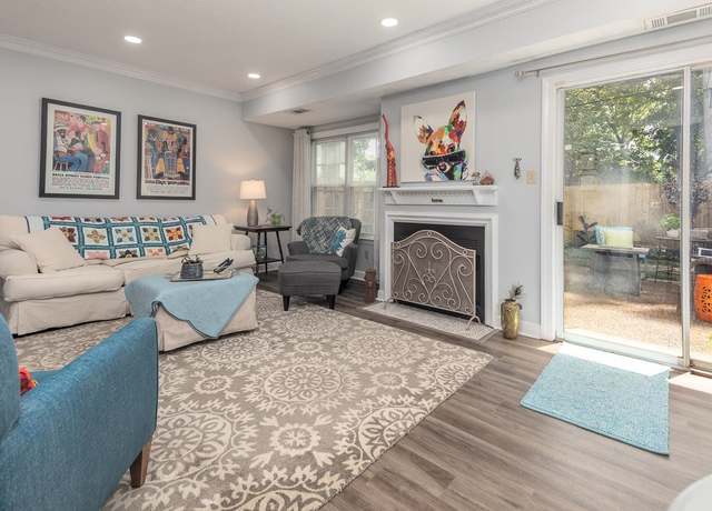 Property at 3742 Charleston Square Pl, Memphis, TN 38122, 2 beds, 2.5 baths