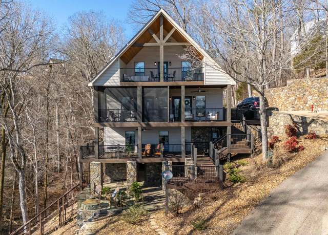 Property at 220 Point Clear Dr, Savannah, TN 38372, 4 beds, 3.5 baths
