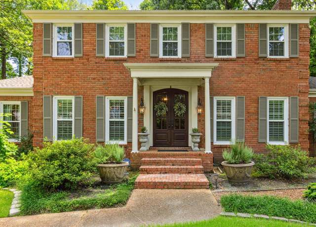 Property at 8179 Meadow Glen Dr, Germantown, TN 38138, 4 beds, 4 baths