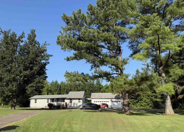 Property at 460 Ivy Dr, Oakland, TN 38060, 3 beds, 2 baths