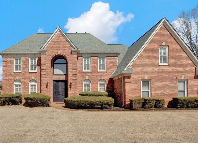 Property at 626 Brookmere Dr, Collierville, TN 38017, 4 beds, 3.5 baths