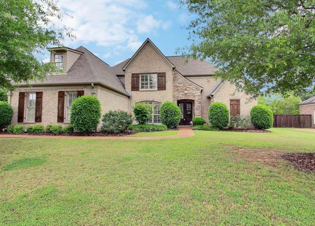 Property at 1700 Cypress Springs Ln, Collierville, TN 38017, 5 beds, 3 baths