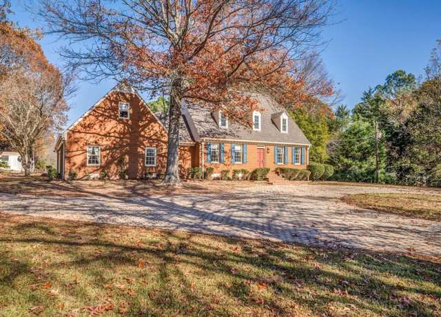 Property at 9335 Hwy 64 Hwy, Somerville, TN 38068, 3 beds, 4.5 baths