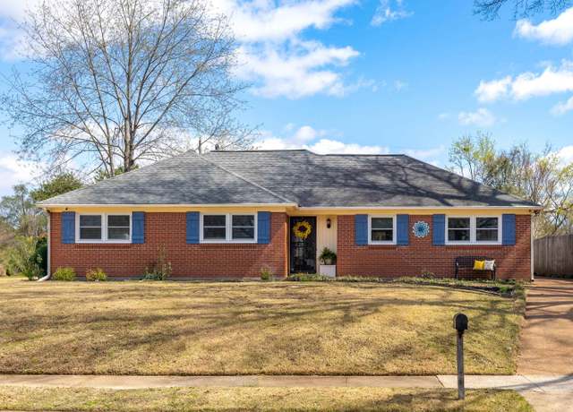 Property at 308 Mcelroy Rd, Memphis, TN 38120, 3 beds, 2 baths