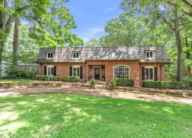 Property at 2004 Kirby Rd, Memphis, TN 38119, 5 beds, 3.5 baths