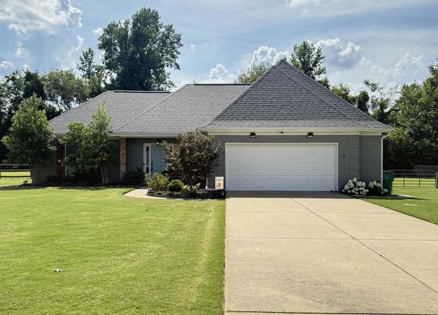 Property at 15 Janis Marie Cv, Oakland, TN 38060, 3 beds, 2 baths