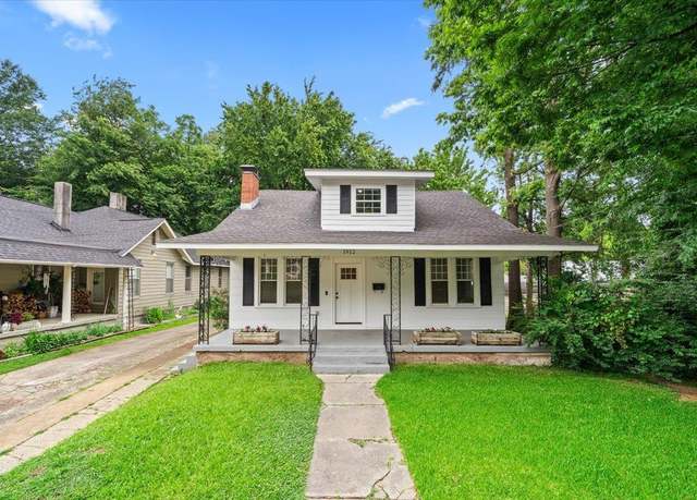 Property at 1912 Court Ave, Memphis, TN 38104, 5 beds, 3 baths
