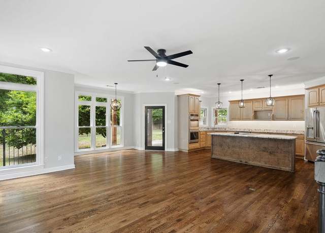 Property at 4041 Hadley Dr, Bartlett, TN 38133, 4 beds, 3.5 baths