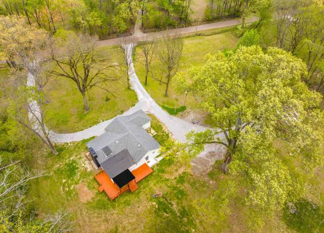 Property at 7255 Walsh Rd, Unincorporated, TN 38053, 4 beds, 2 baths