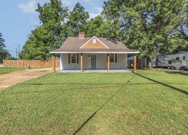 Property at 3001 Morningside St, Memphis, TN 38127, 4 beds, 3 baths