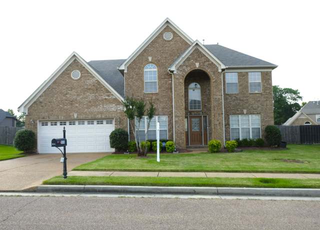 Property at 9006 River Pine Dr, Cordova, TN 38016, 4 beds, 2.5 baths