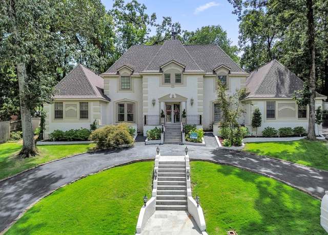 Property at 7343 Deep Valley Dr, Germantown, TN 38138, 6 beds, 4.5 baths