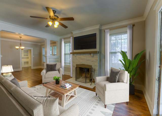 Property at 191 Lemaster St, Memphis, TN 38104, 3 beds, 2 baths