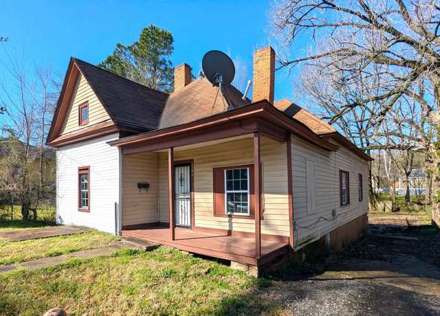 Property at 1659 Gaither St, Memphis, TN 38106, 3 beds, 1.5 baths