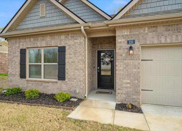 Property at 210 Meadowland Ln, Somerville, TN 38068, 4 beds, 2 baths