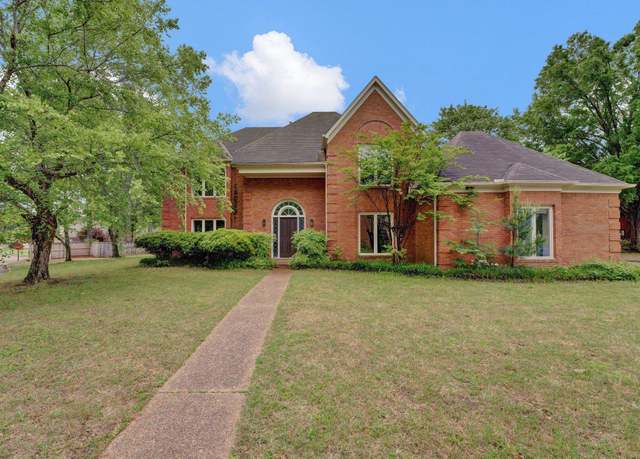 Property at 8405 Westfair Dr, Germantown, TN 38139, 3 beds, 2.5 baths