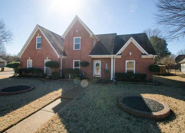 Property at 487 Pebble Creek Cv, Collierville, TN 38017, 4 beds, 2.5 baths