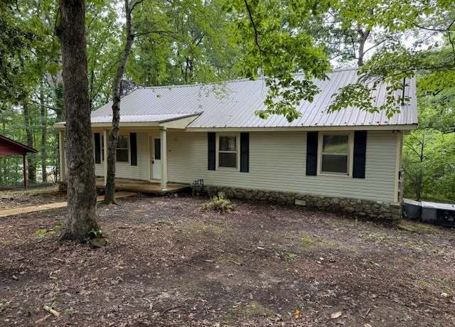 Property at 820 Clay Loop, Savannah, TN 38372, 3 beds, 1.5 baths