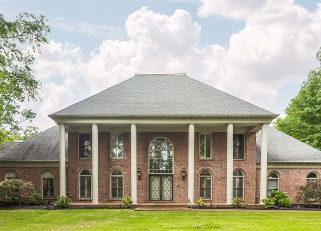 Property at 415 S Yates Cv, Memphis, TN 38120, 5 beds, 5 baths