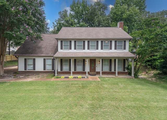 Property at 8672 Cedar Farms Dr, Memphis, TN 38016, 4 beds, 2.5 baths