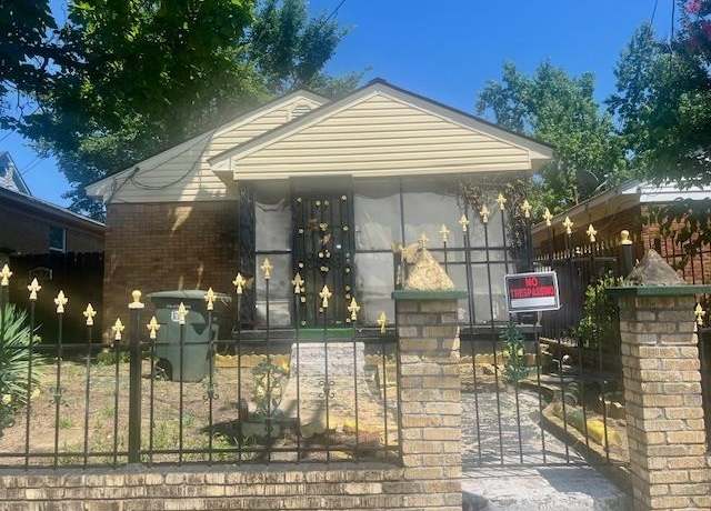 Property at 632 N Third St, Memphis, TN 38107, 3 beds, 1 bath