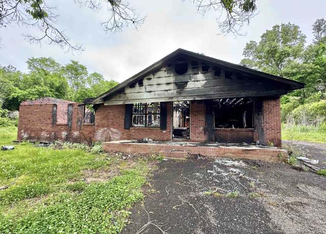 Property at 3950 Newcastle Dr, Bolivar, TN 38008-3658