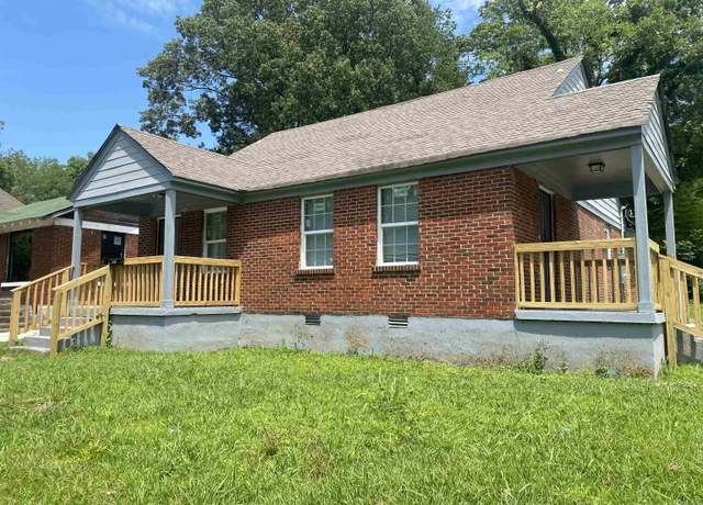 Property at 252 N Hollywood St, Memphis, TN 38112, 4 beds, 2 baths