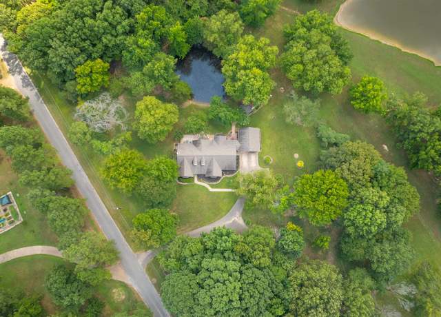 Property at 100 Hickory Grove Loop, Oakland, TN 38060, 3 beds, 2.5 baths