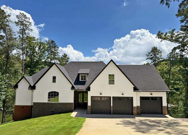 Property at 70 Native Leaf Cv, Savannah, TN 38372, 6 beds, 5.5 baths