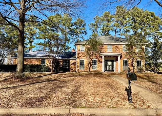 Property at 8264 Whispering Pines Cir, Germantown, TN 38139, 5 beds, 4 baths