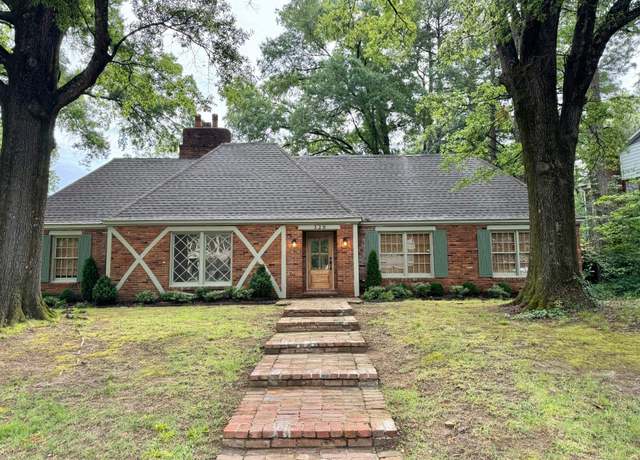 Property at 320 S Grove Park Rd, Memphis, TN 38117, 5 beds, 3.5 baths