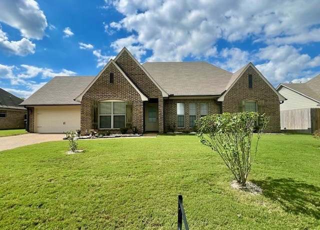 Property at 340 Tate Dr, Oakland, TN 38060, 4 beds, 2 baths