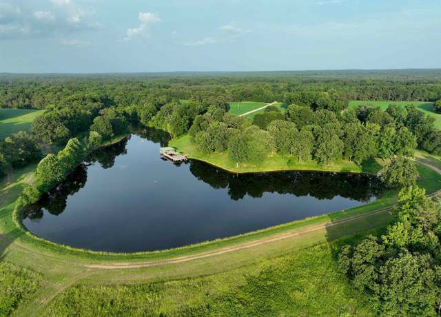 Property at 901 Duck Pond Rd, Holly Springs, MS 38635