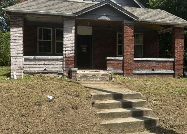 Property at 1630 Latham St, Memphis, TN 38106, 4 beds, 2 baths