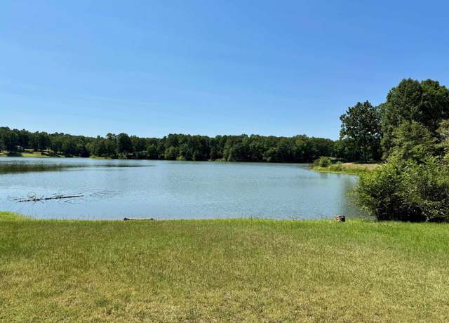 Property at 875 Heaven Hill Dr, Somerville, TN 38068, 3 beds, 2 baths