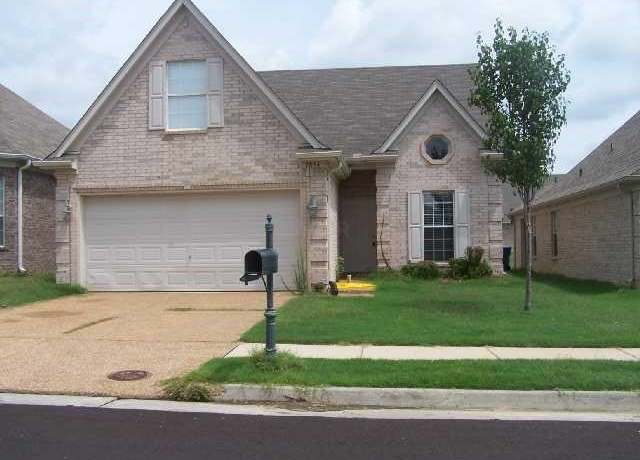 Property at 7854 Fallstone Rd, Memphis, TN 38125, 3 beds, 2.5 baths