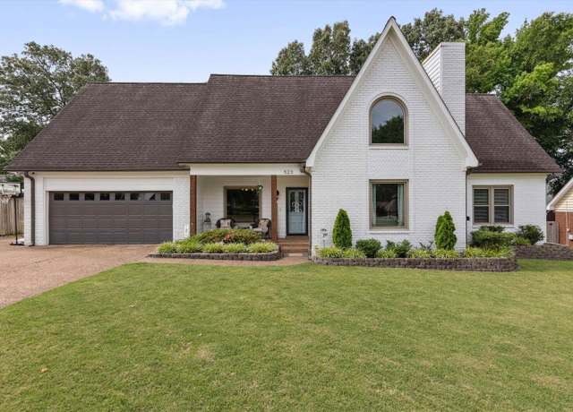Property at 523 Charles Hamilton Dr, Collierville, TN 38017, 4 beds, 2.5 baths
