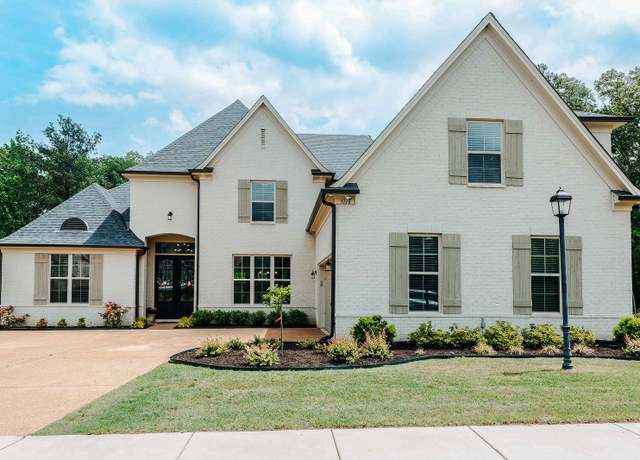 Property at 5118 Lawrenceburg Ln E, Lakeland, TN 38002, 5 beds, 3.5 baths