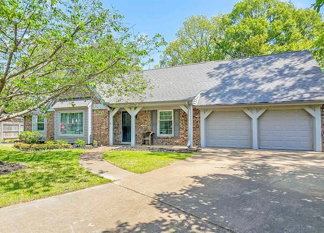 Property at 7176 Havershire Cv, Germantown, TN 38138, 5 beds, 3 baths