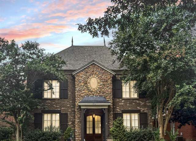 Property at 4513 W Woodlawn Cir, Collierville, TN 38017, 5 beds, 3.5 baths