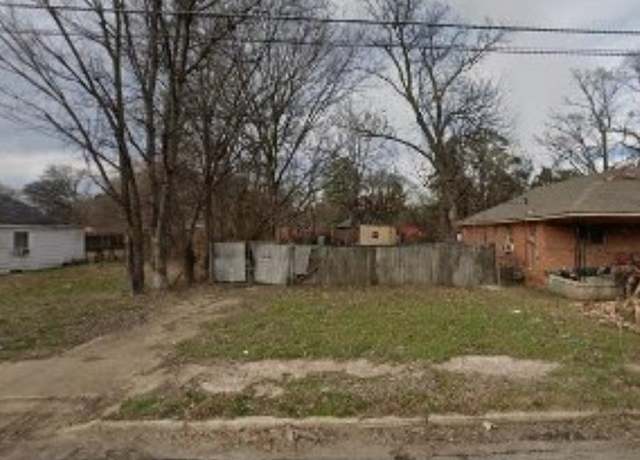 Property at 2116 Lyon Ave, Memphis, TN 38108